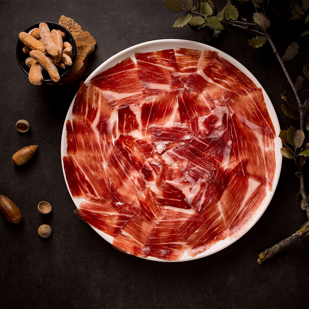 Plato de corte de jamon a cuchillo